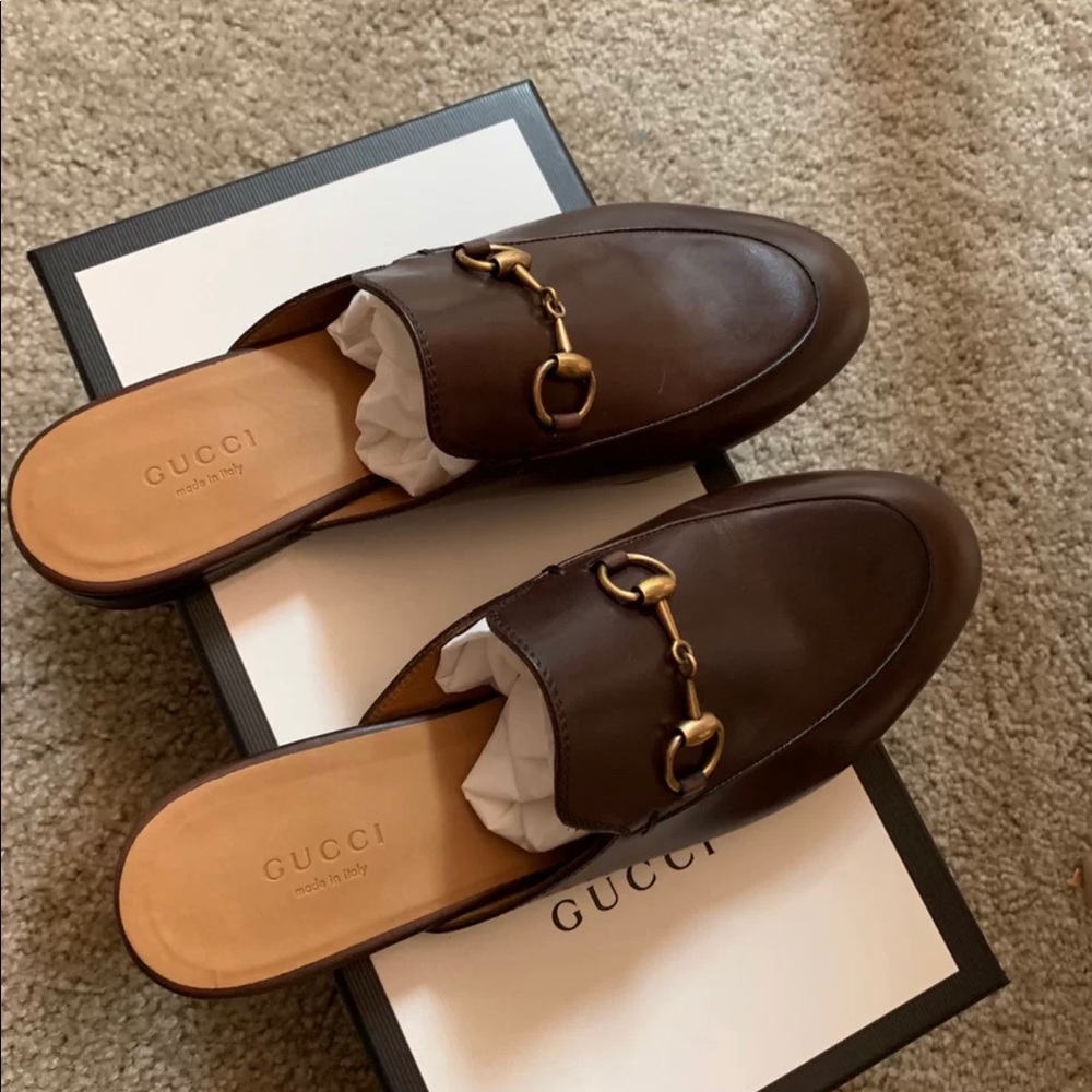 Gucci slippers-brand new